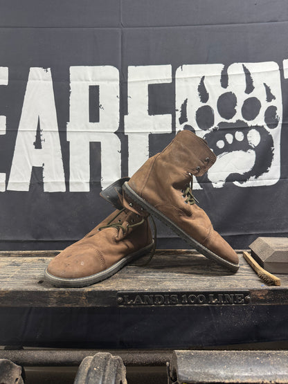 Bearly Used Footwear